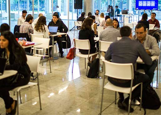 ConecTIC, el evento para que los egresados de Codo a Codo encuentren trabajo