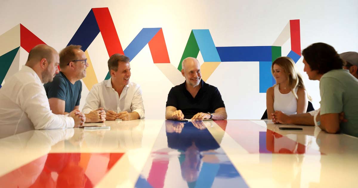 Rodrguez Larreta junto a 4 referentes del sector tecnolgico, en el Centro Cultural Recoleta