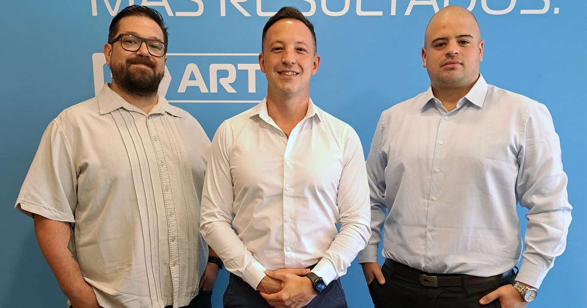 Javier Sciacchitano, Enterprise Presales en PC ARTS; Dante Ros, PM de Lenovo ISG en PC ARTS; y Nicolas Perret, Inside Sales en PC ARTS